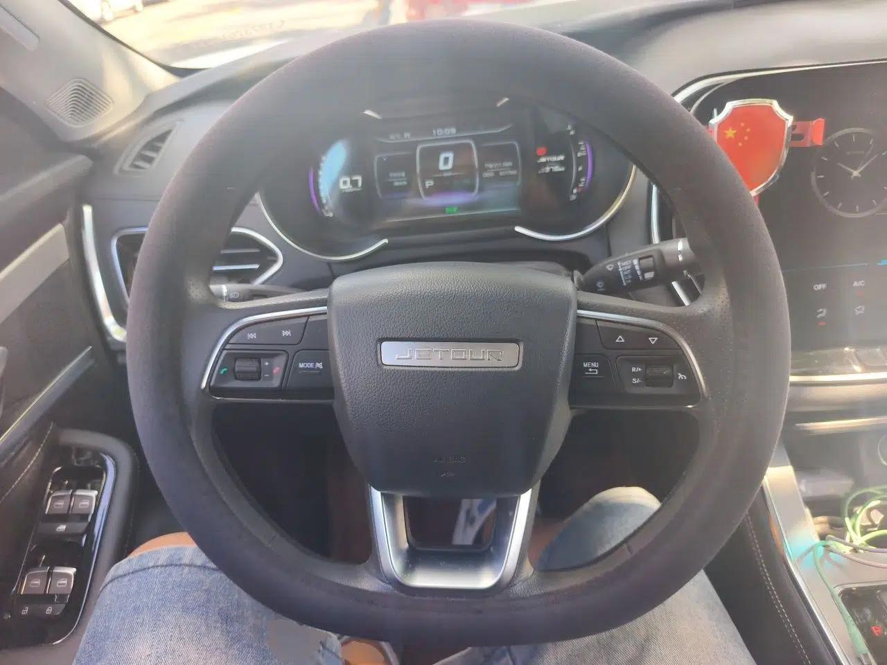 JETOUR X70 2020 1.5T DCT Comfort Edition 7-Seater — миниатюра 10