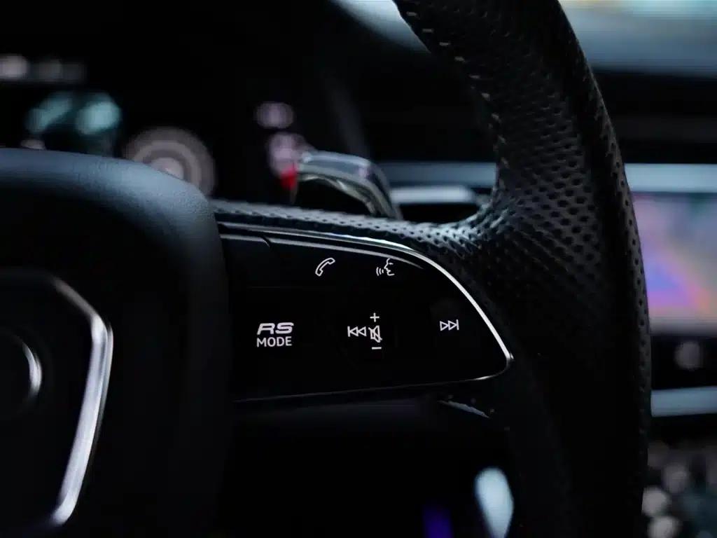 2021 Audi RS Q8 4.0T — миниатюра 15