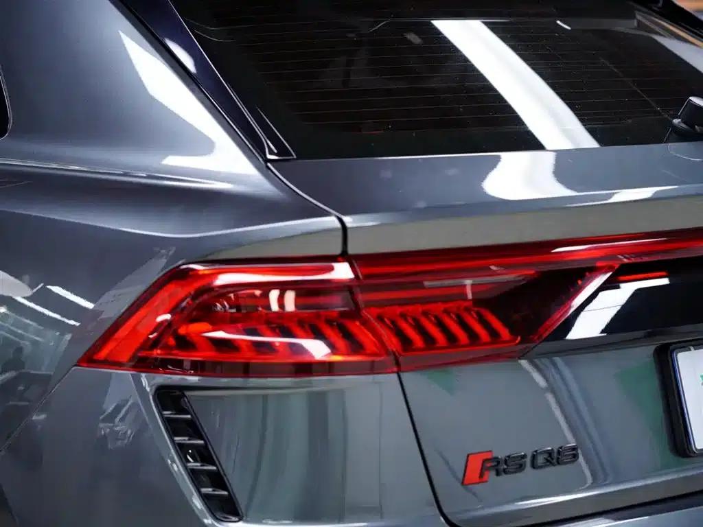 2021 Audi RS Q8 4.0T — миниатюра 4