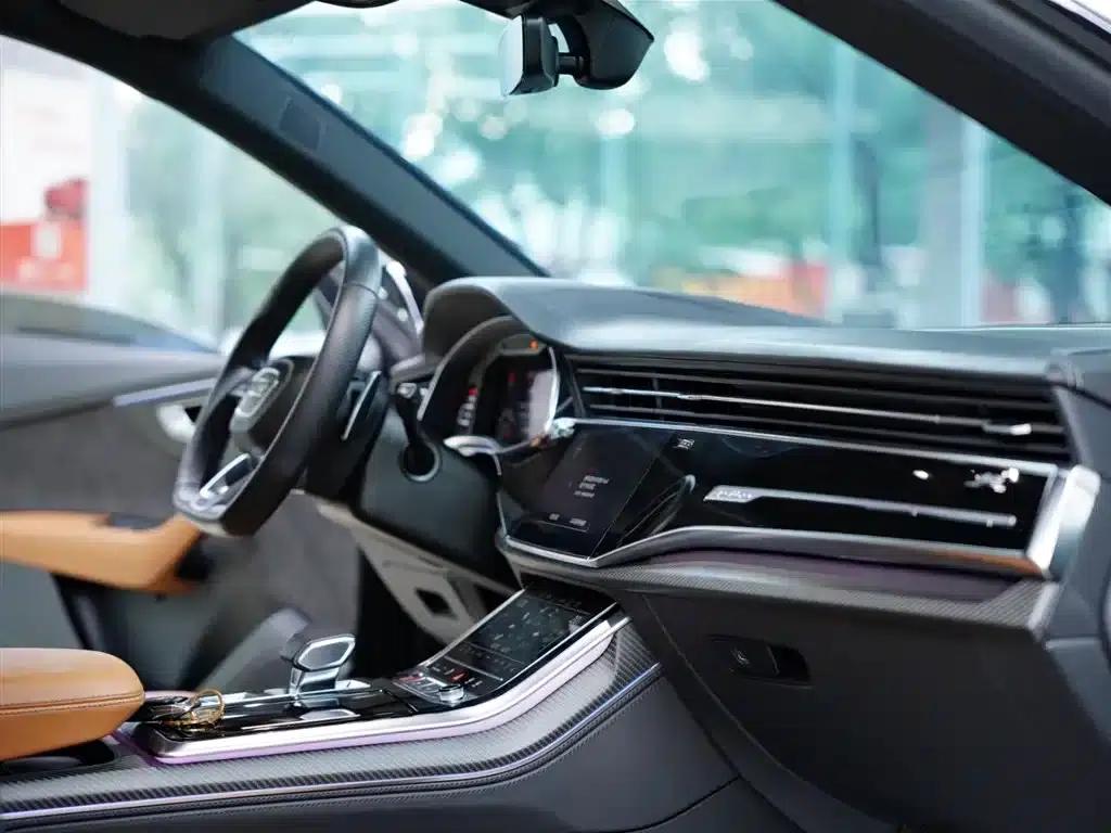 2021 Audi RS Q8 4.0T — миниатюра 45