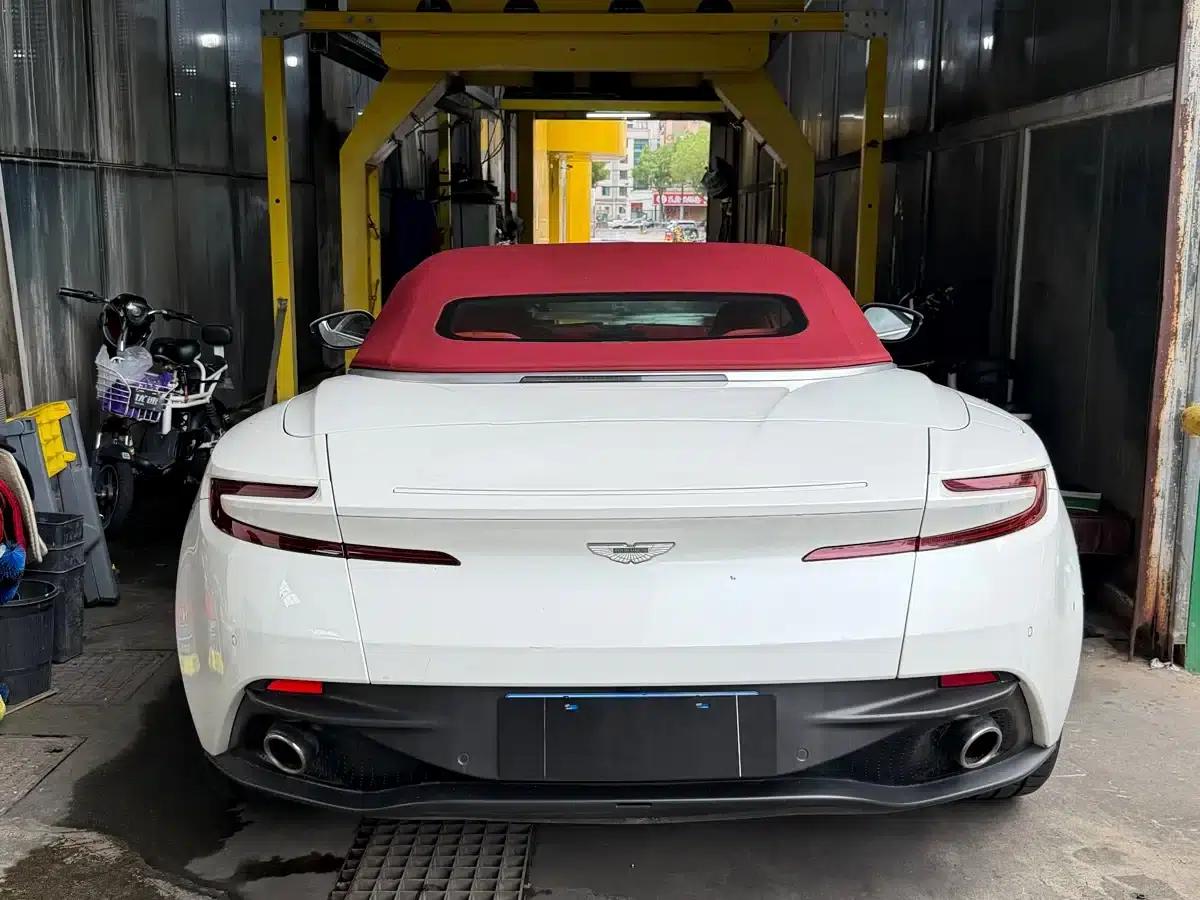 Aston Martin DB11 2020 4.0T V8 Volante — миниатюра 3