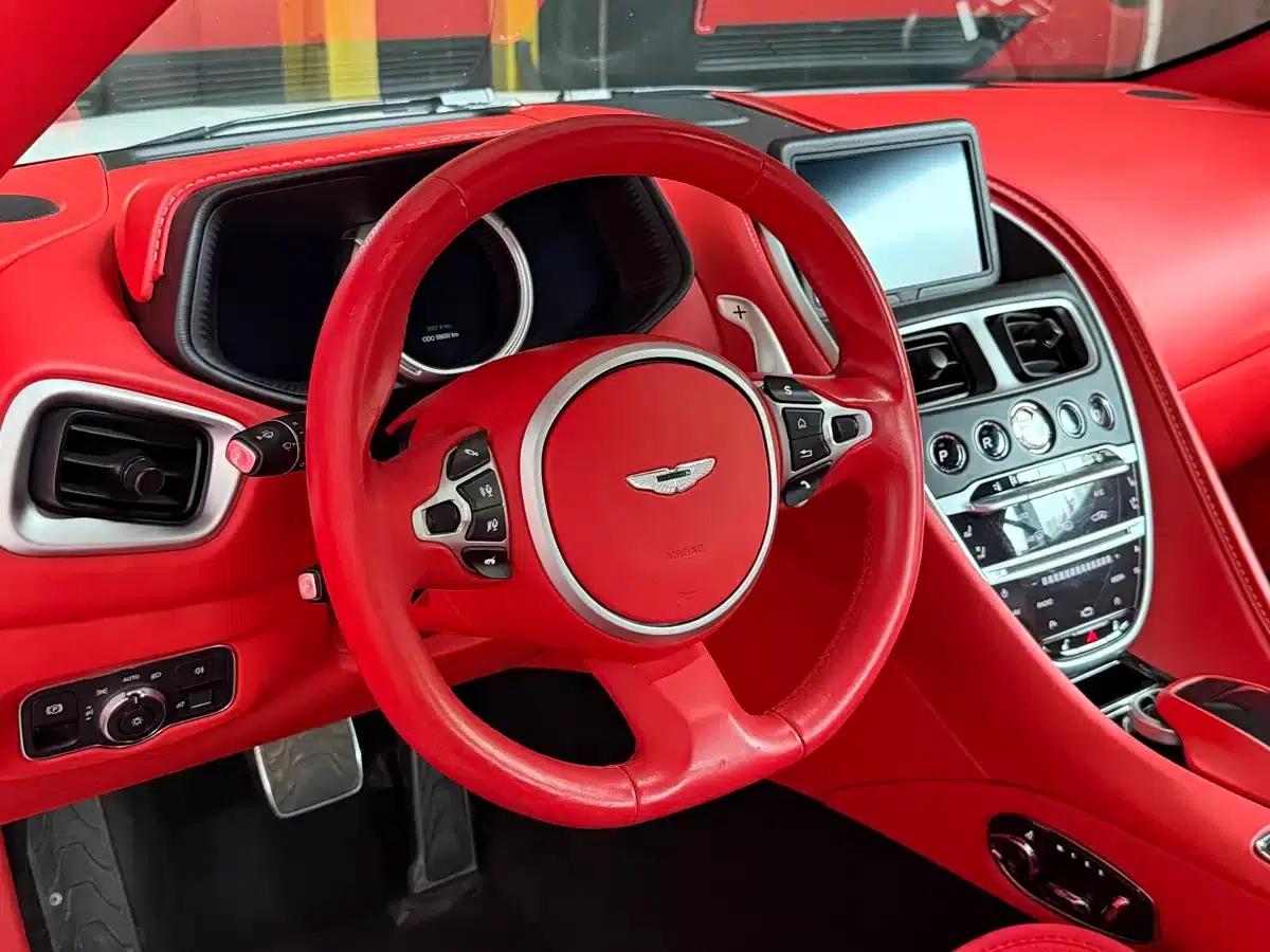 Aston Martin DB11 2020 4.0T V8 Volante — миниатюра 4