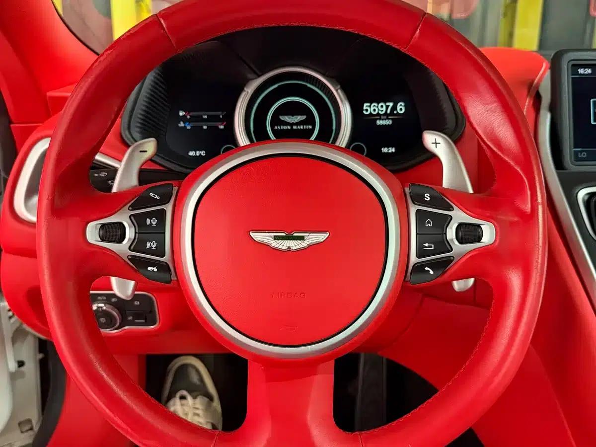 Aston Martin DB11 2020 4.0T V8 Volante — миниатюра 5