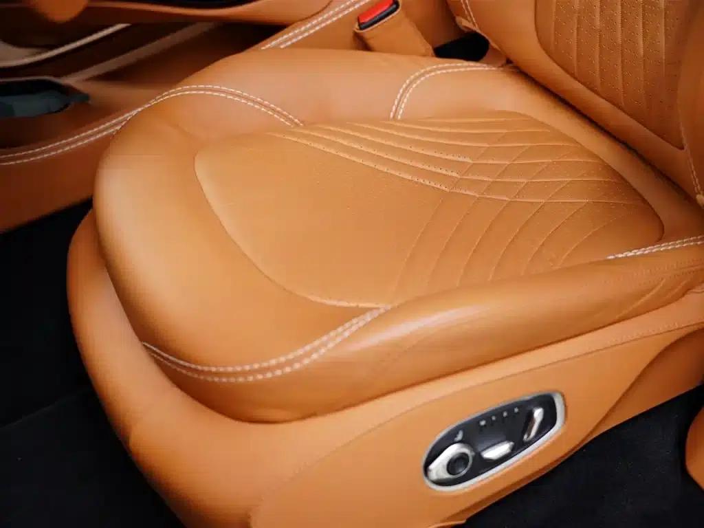 Aston Martin DBX 2023 3.0T STRAIGHT-SIX — миниатюра 29