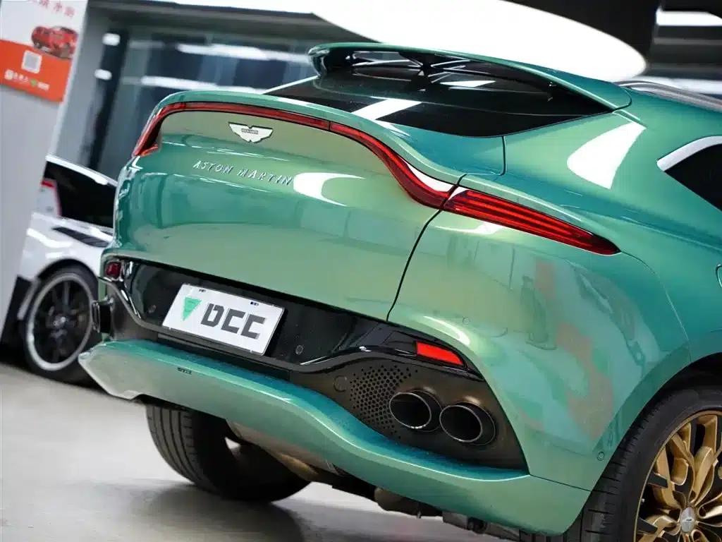 Aston Martin DBX 2023 3.0T STRAIGHT-SIX — миниатюра 6