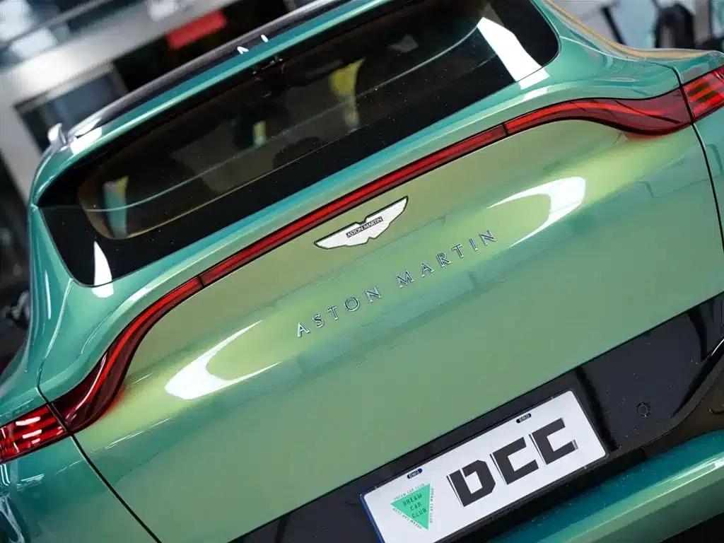 Aston Martin DBX 2023 3.0T STRAIGHT-SIX — миниатюра 9