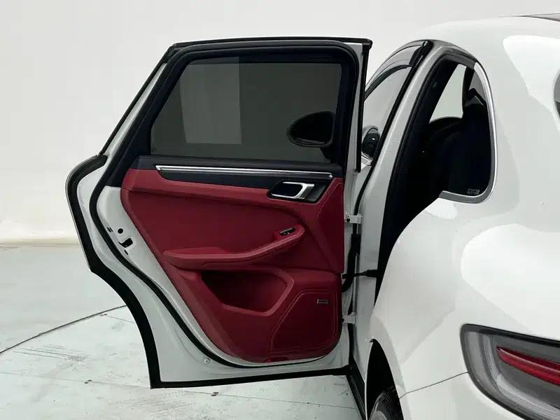 2020 Macan 2.0T — миниатюра 27