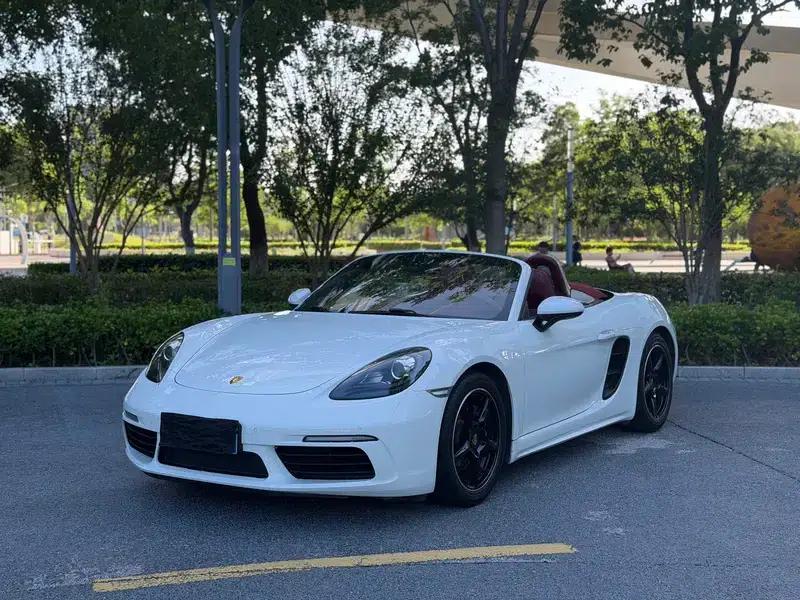 2018 Porsche 718 Boxster 2.0T — миниатюра 1