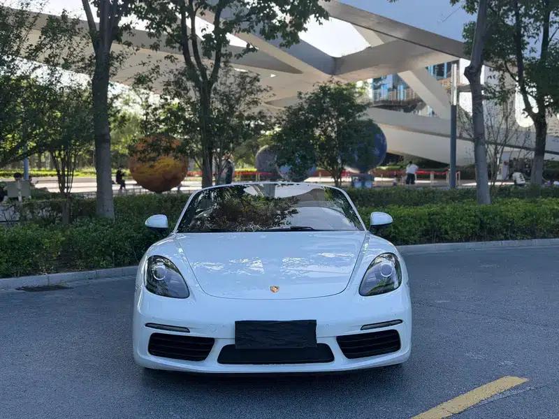 2018 Porsche 718 Boxster 2.0T — миниатюра 2