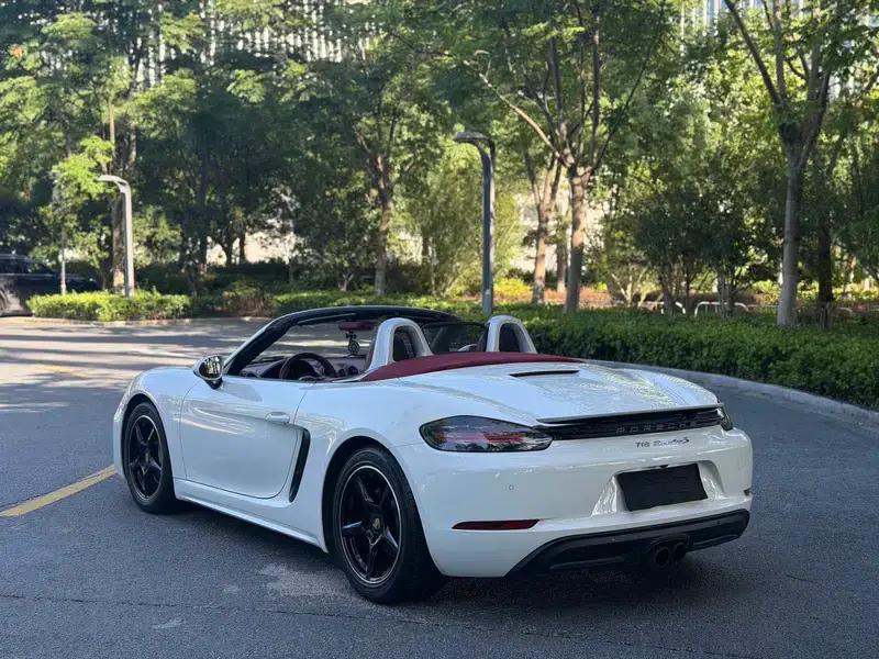 2018 Porsche 718 Boxster 2.0T — миниатюра 5