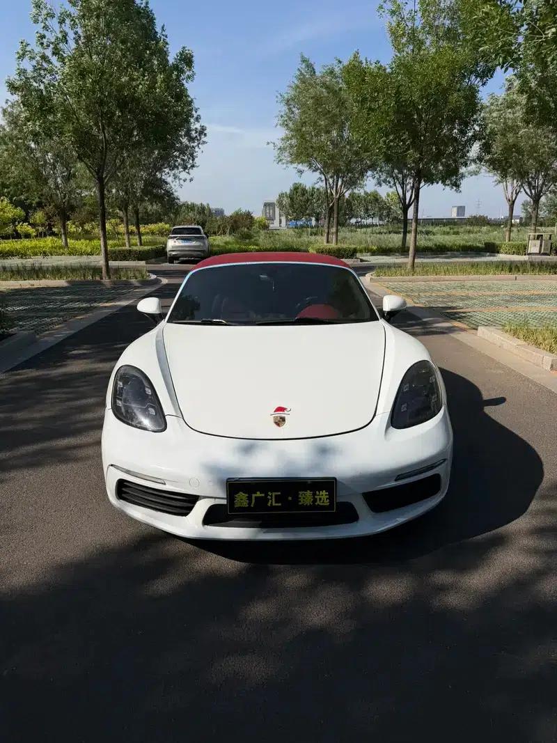 2016 Porsche 718 Boxster 2.0T — миниатюра 2