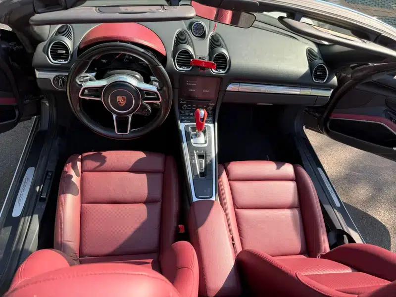 2016 Porsche 718 Boxster 2.0T — миниатюра 11