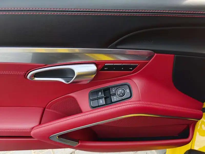 Porsche 718 Cayman 2020 2.0T — миниатюра 22