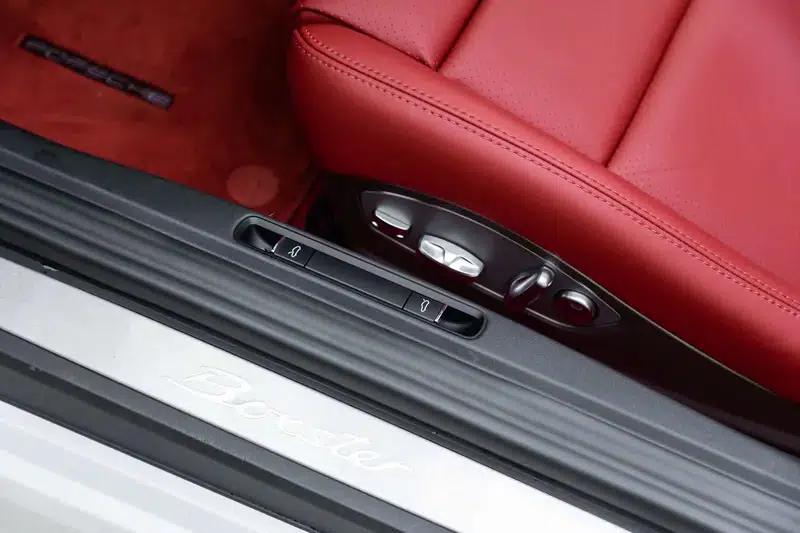 2023 Porsche 718 Boxster Style Edition 2.0T — миниатюра 13