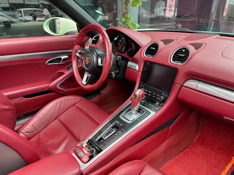 2018 Porsche 718 Boxster 2.0T — миниатюра 7