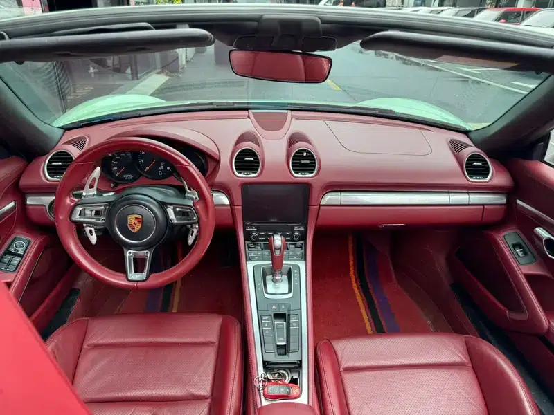 2018 Porsche 718 Boxster 2.0T — миниатюра 8