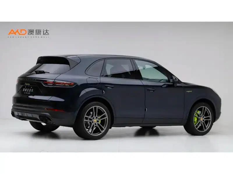 2023 Cayenne E-Hybrid 2.0T Platinum Edition — миниатюра 4