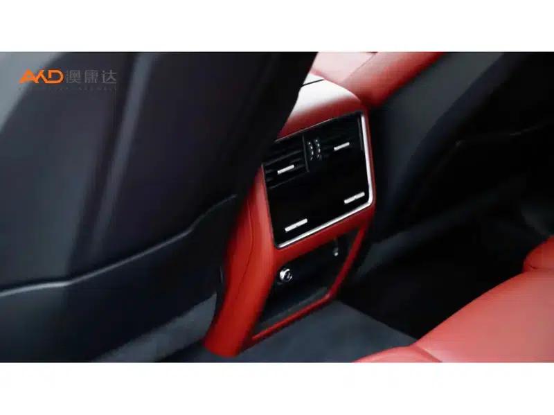 2023 Cayenne E-Hybrid 2.0T Platinum Edition — миниатюра 5