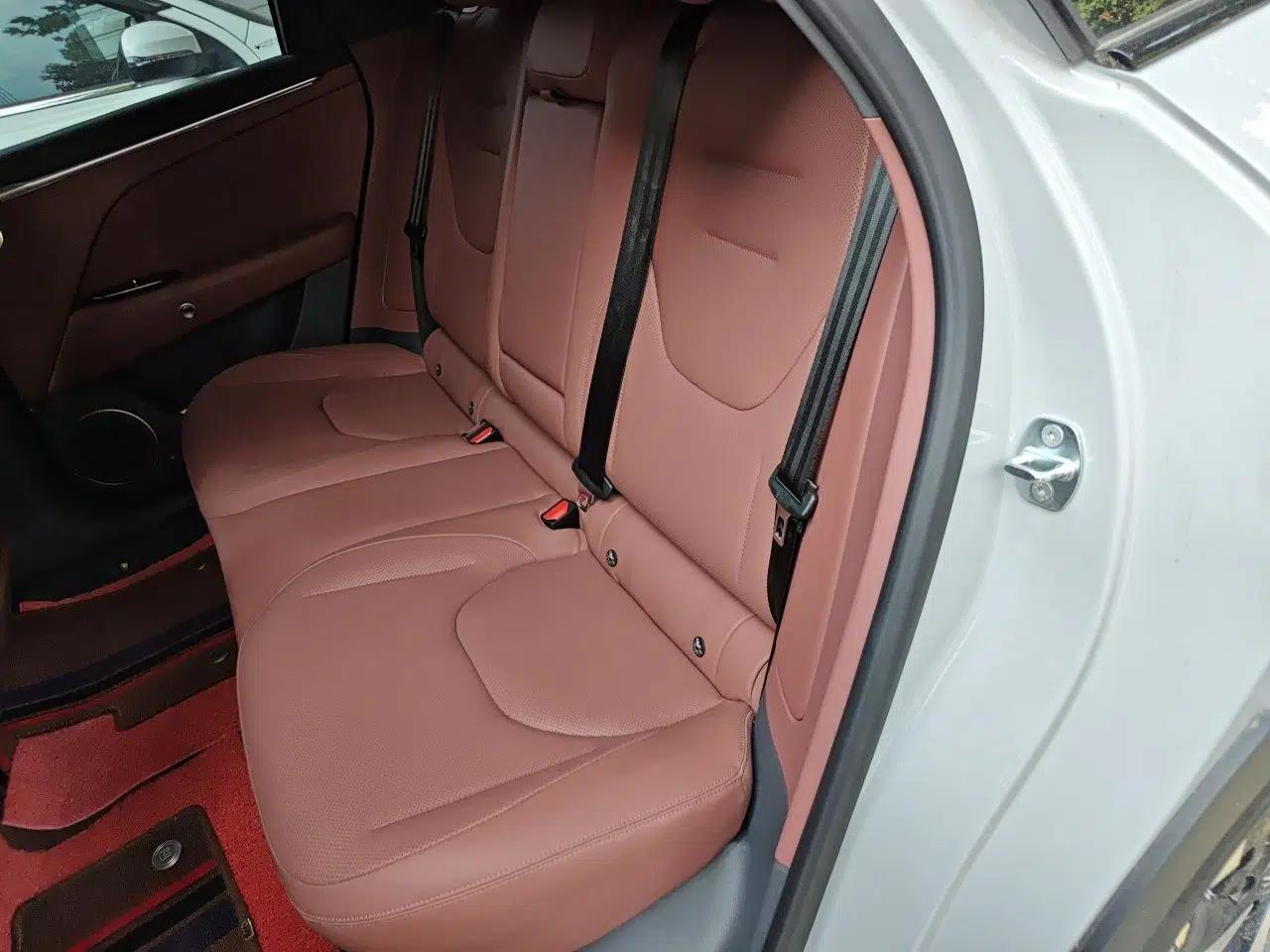 ARCFOX Alpha T5 2026 Model Range-Extended 1215 Yuanjing Smart Driving Version — миниатюра 17