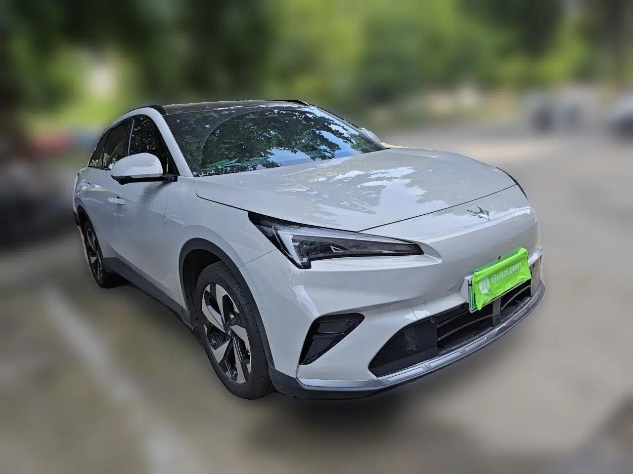 ARCFOX Alpha T5 2026 Model Range-Extended 1215 Yuanjing Smart Driving Version — миниатюра 3