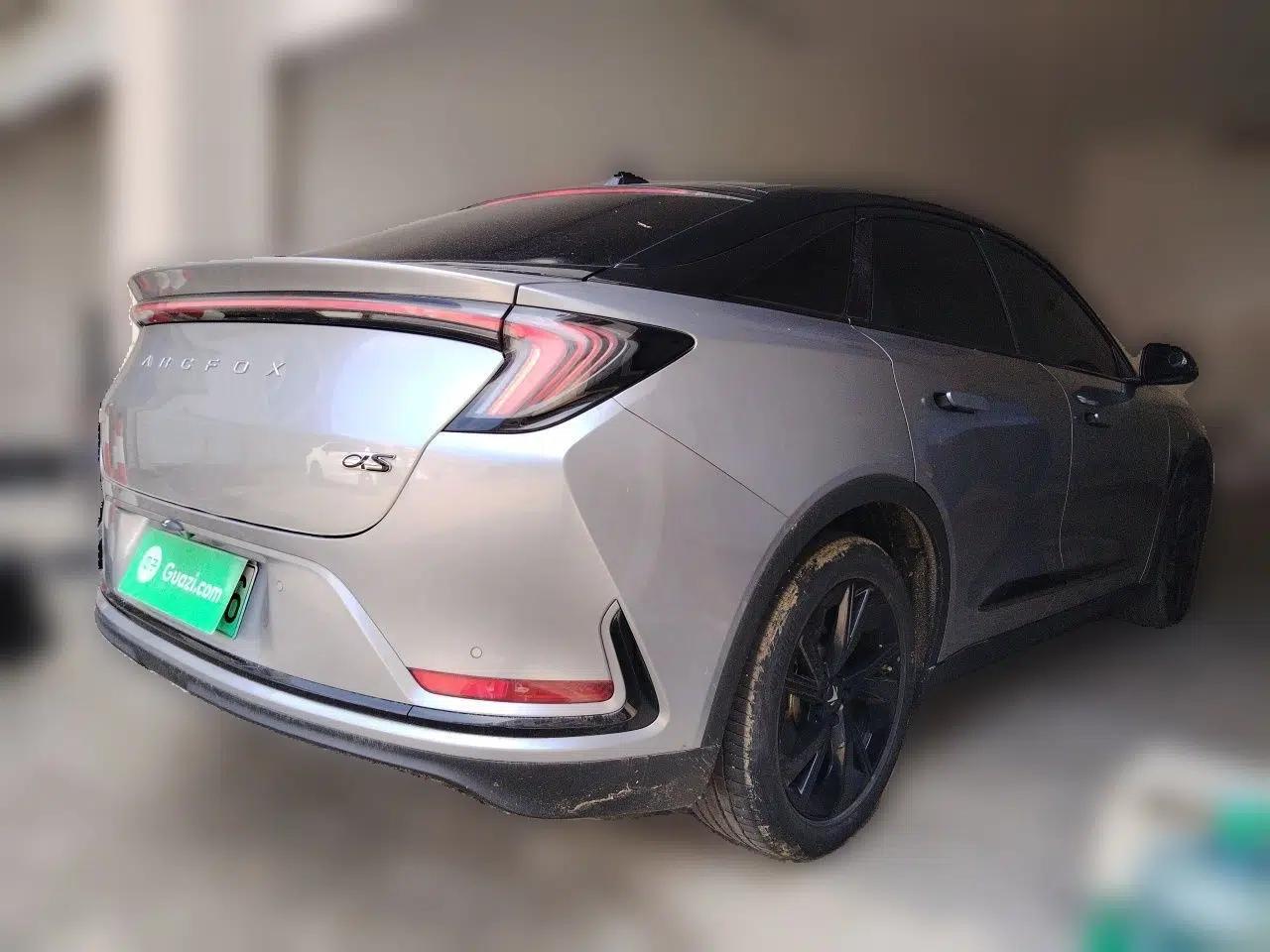 ARCFOX Alpha S 2023 525E Forest Edition 175kW — миниатюра 6