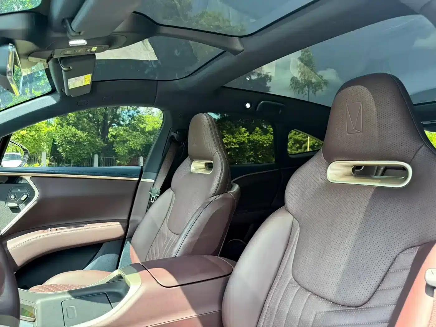 Avita 11 2022 Long Range Dual Motor Luxury Edition 5-Seater — миниатюра 10
