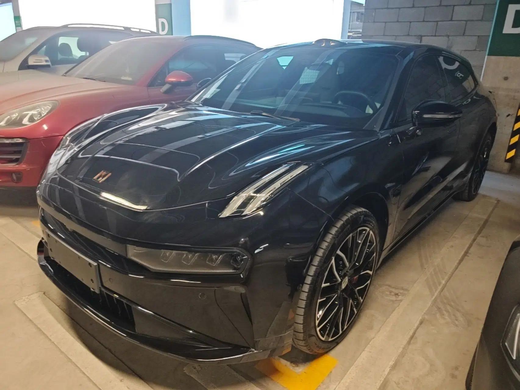 Zeekr 001 2024 YOU Edition 100 kWh All-Wheel Drive — миниатюра 1