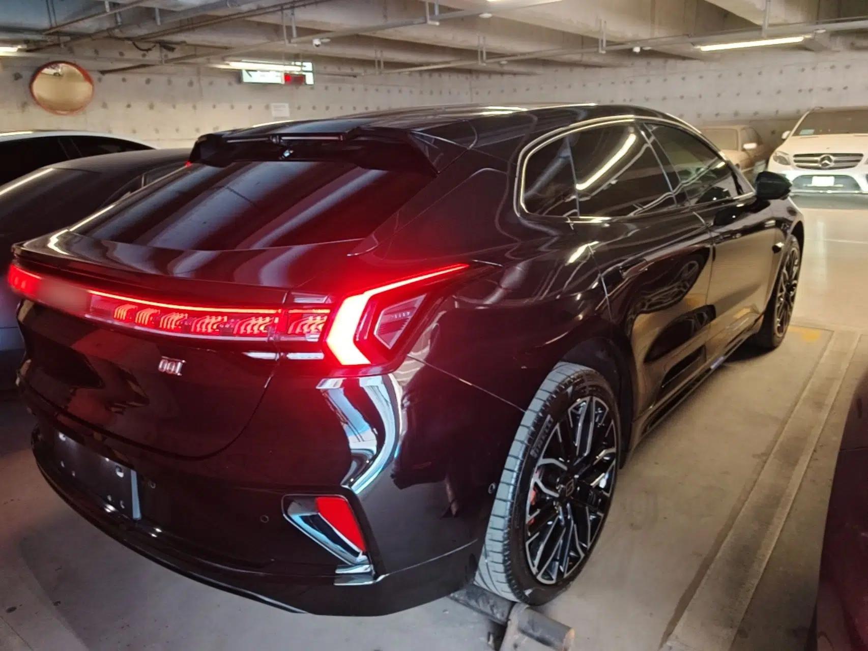 Zeekr 001 2024 YOU Edition 100 kWh All-Wheel Drive — миниатюра 6