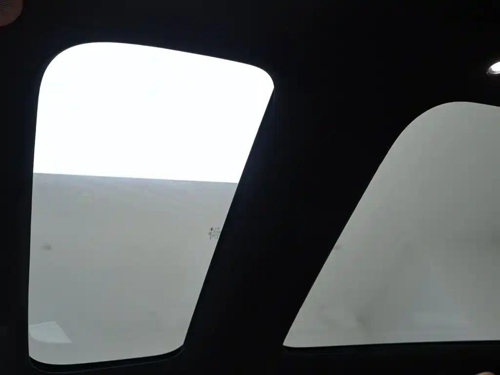 Wenjie M9 2024 Range Extended Ultra Edition 42kWh 6-Seater — миниатюра 19