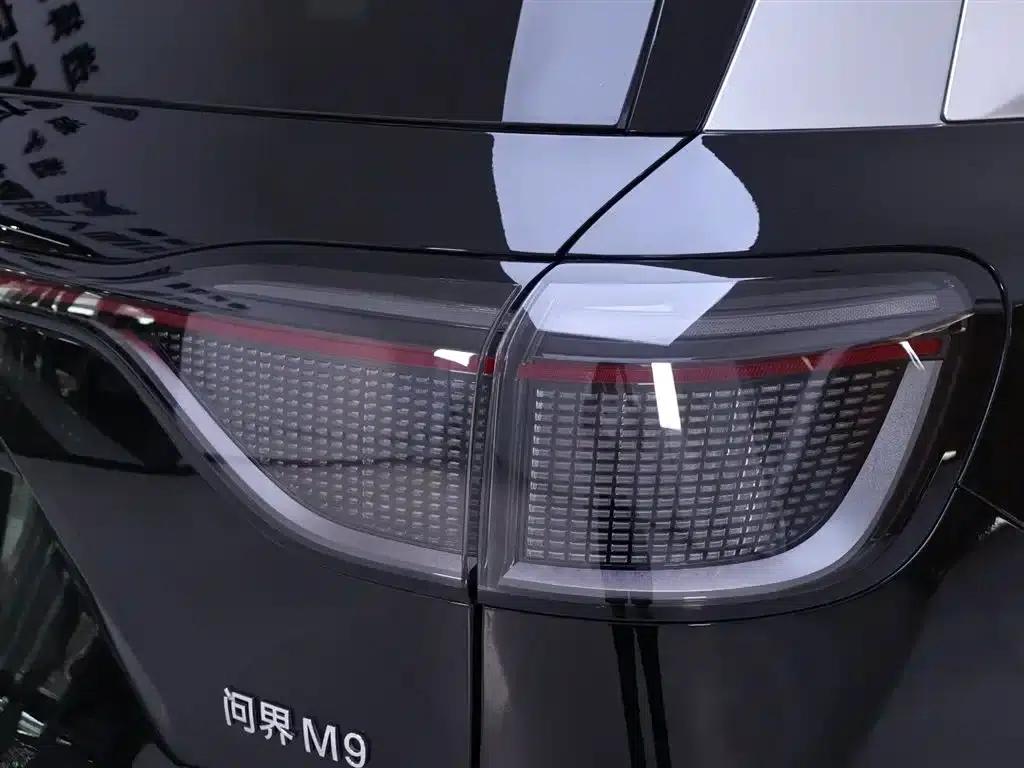Wenjie M9 2024 Range Extended Ultra Edition 42kWh 6-Seater — миниатюра 9