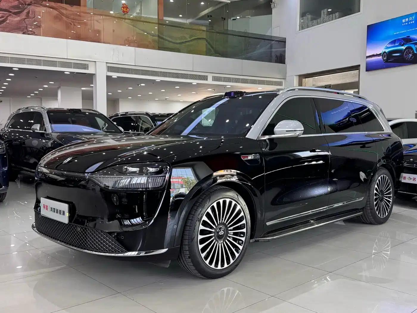 Wenjie M9 2024 Pure Electric Max Edition 100kWh 6-Seater — миниатюра 1