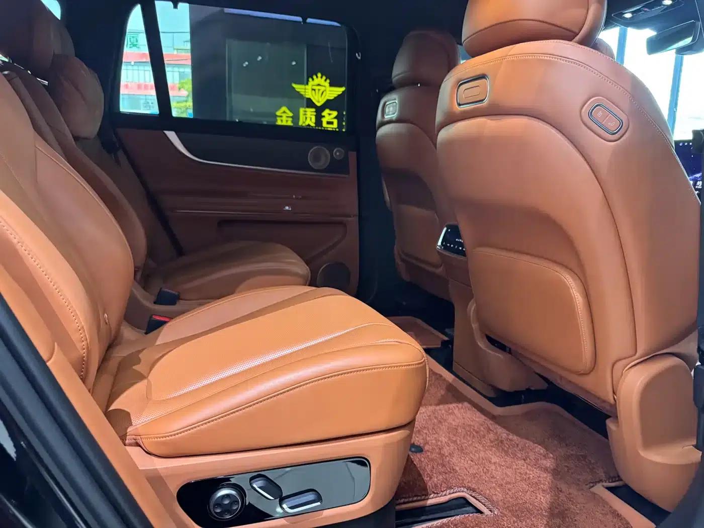 Wenjie M9 2024 Pure Electric Max Edition 100kWh 6-Seater — миниатюра 13