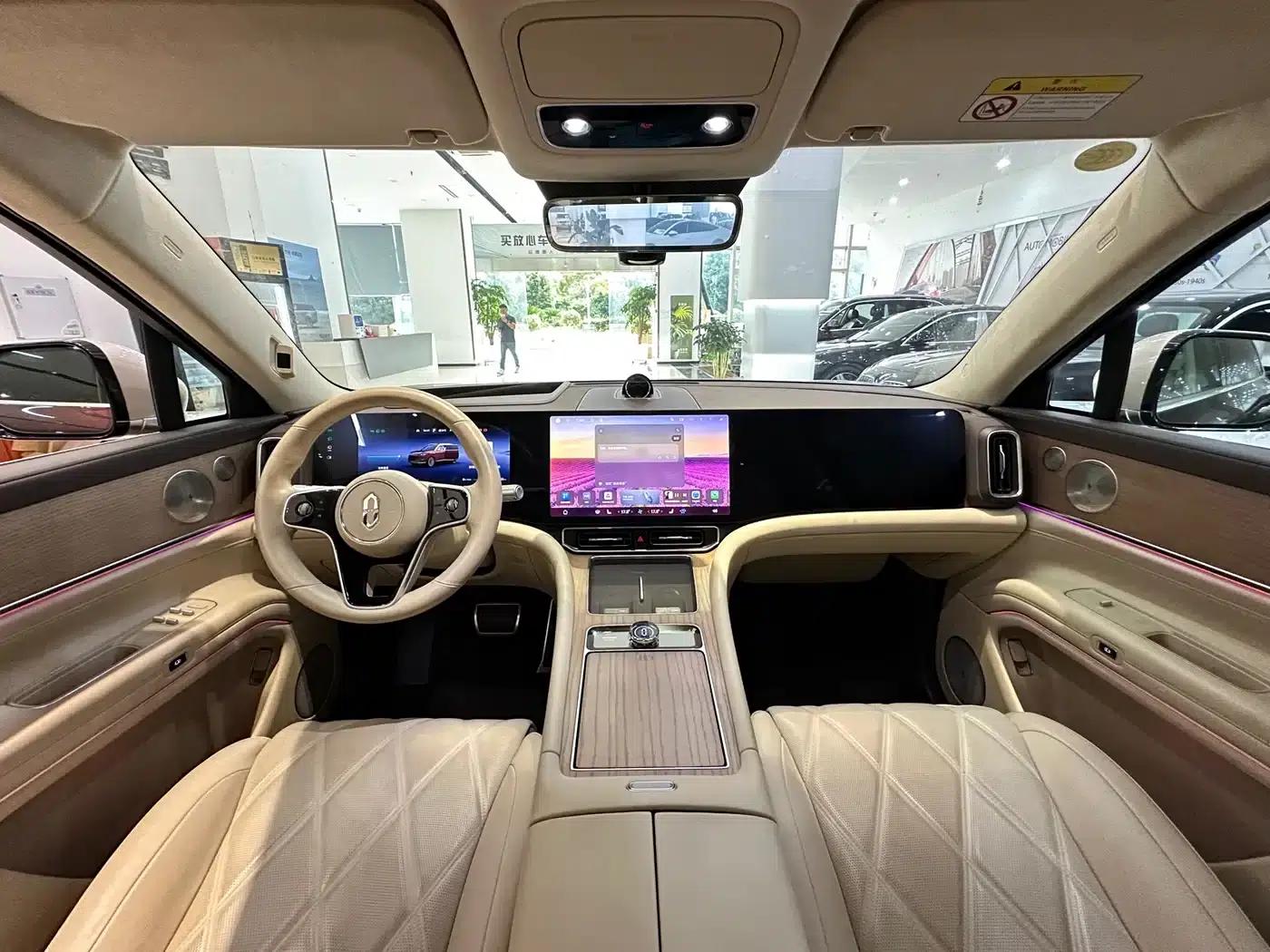 Wenjie M9 2025 Ultra Extended Range Edition 52kWh 6-Seat Version (192-line LiDAR) — миниатюра 8