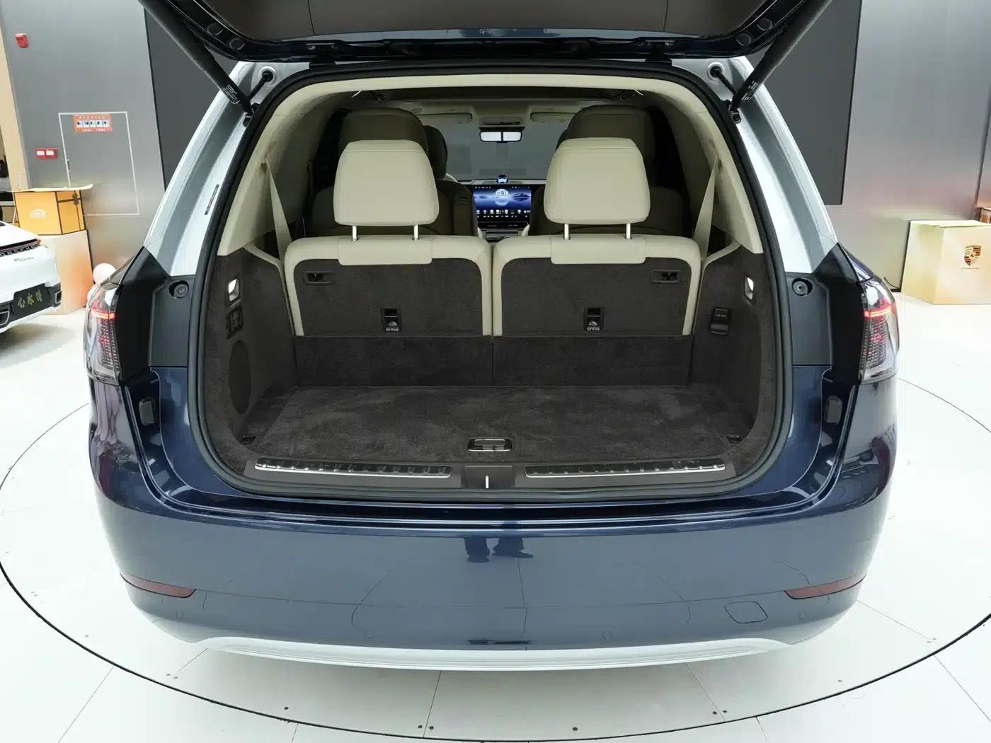 Wenjie M9 2025 Ultra Extended Range Edition (52kWh, 6-seater, 192-line LiDAR) — миниатюра 26
