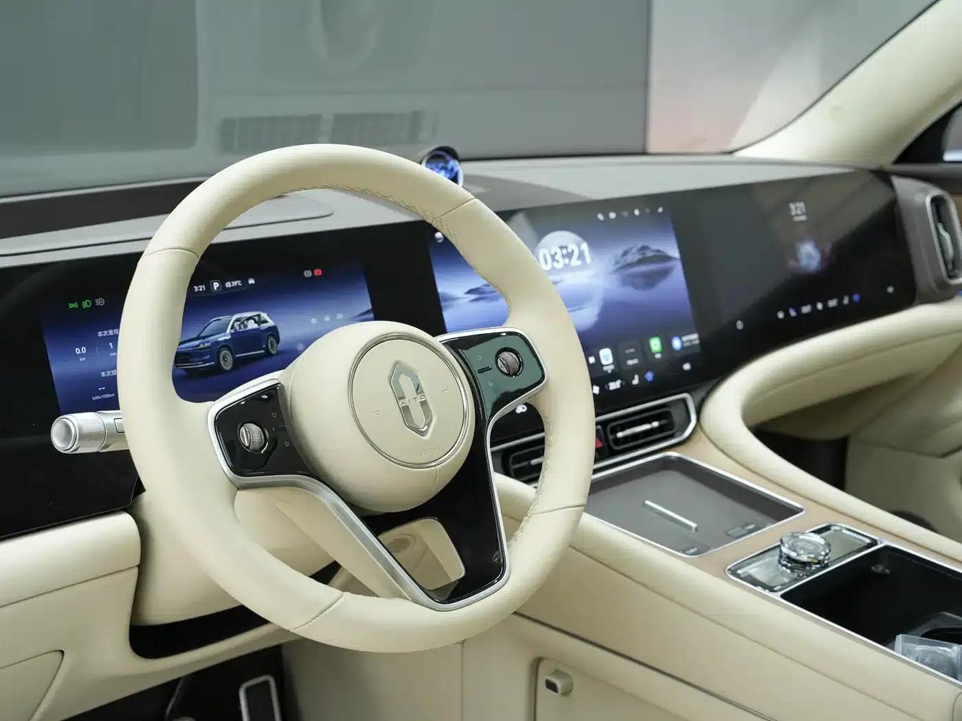 Wenjie M9 2025 Ultra Extended Range Edition (52kWh, 6-seater, 192-line LiDAR) — миниатюра 7