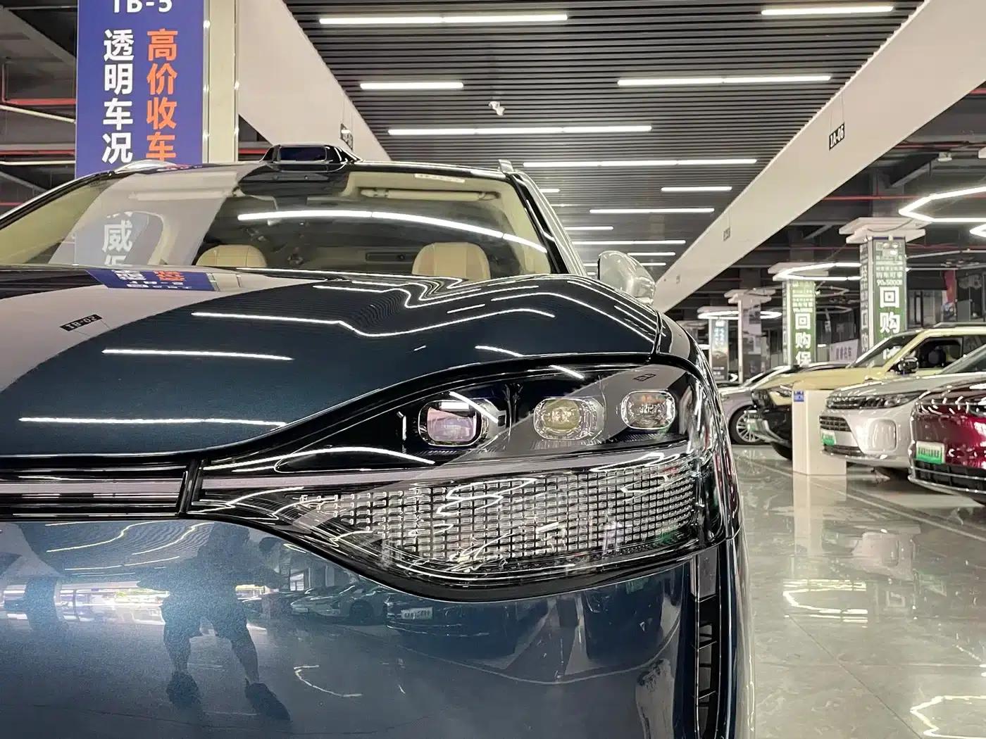 Wenjie M9 2025 Ultra Extended Range Edition 52kWh 6-Seat Version (192-line LiDAR) — миниатюра 5