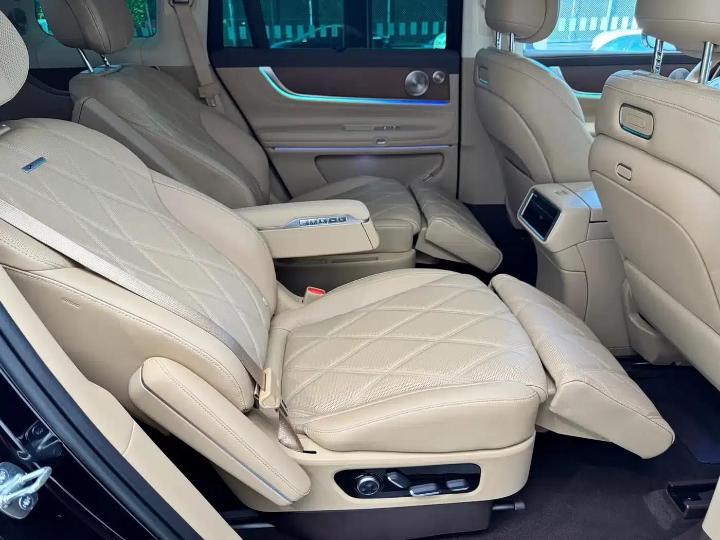 Wenjie M9 2025 Ultra Extended Range Edition 52kWh 6-Seat Version (192-line LiDAR) — миниатюра 17