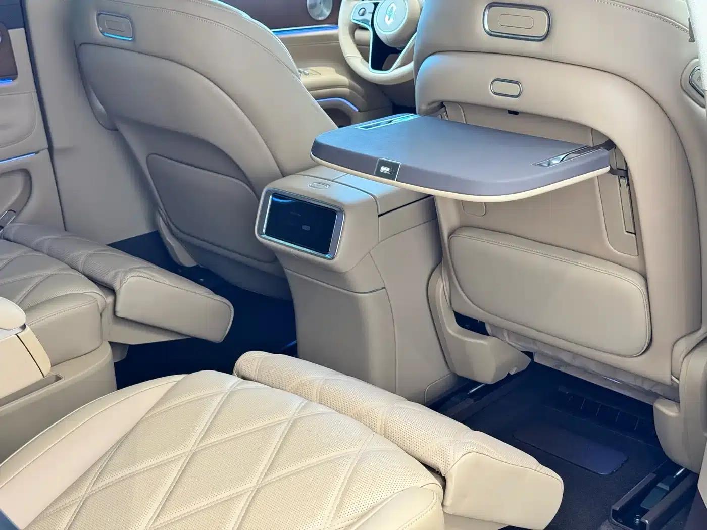 Wenjie M9 2025 Ultra Extended Range Edition 52kWh 6-Seat Version (192-line LiDAR) — миниатюра 18