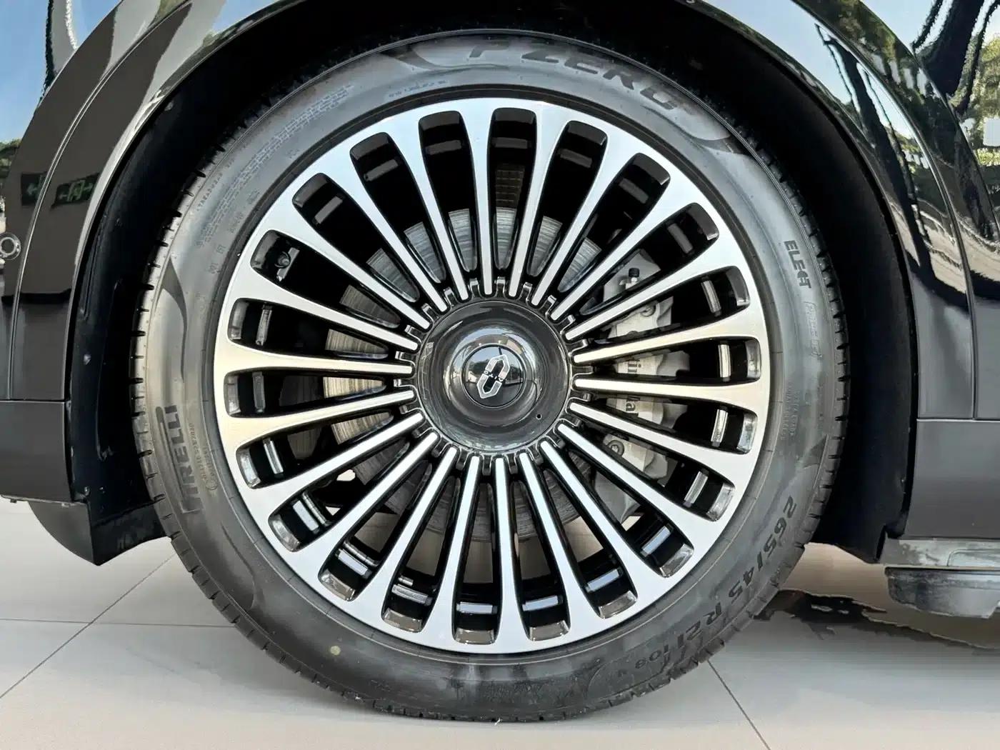 Wenjie M9 2025 Ultra Extended Range Edition 52kWh 6-Seat Version (192-line LiDAR) — миниатюра 24