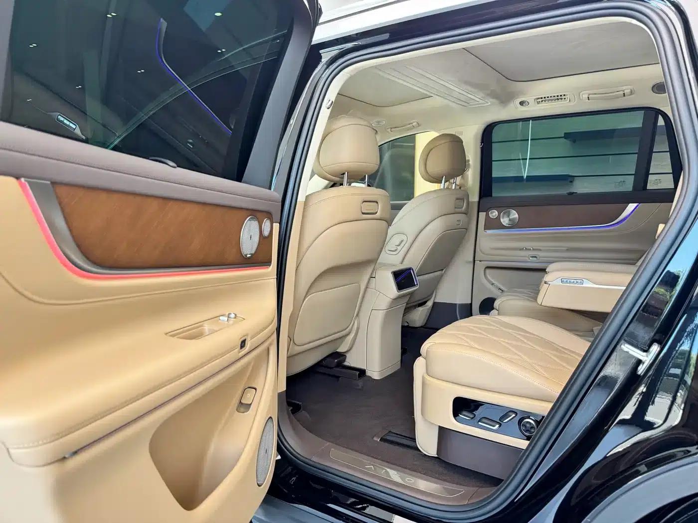 Wenjie M9 2025 Ultra Extended Range Edition 52kWh 6-Seat Version (192-line LiDAR) — миниатюра 6