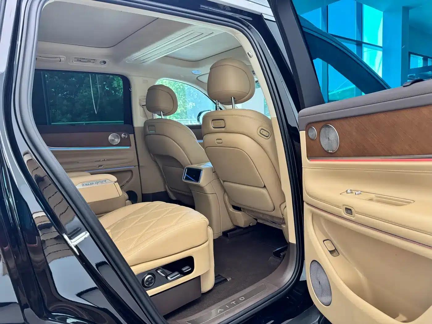 Wenjie M9 2025 Ultra Extended Range Edition 52kWh 6-Seat Version (192-line LiDAR) — миниатюра 7