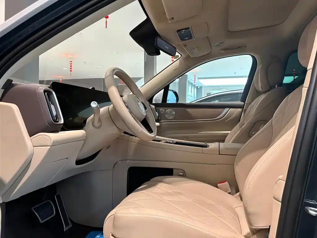 Wenjie M9 2025 Ultra Extended Range Edition 52kWh 6-Seat Version (192-line LiDAR) — миниатюра 9