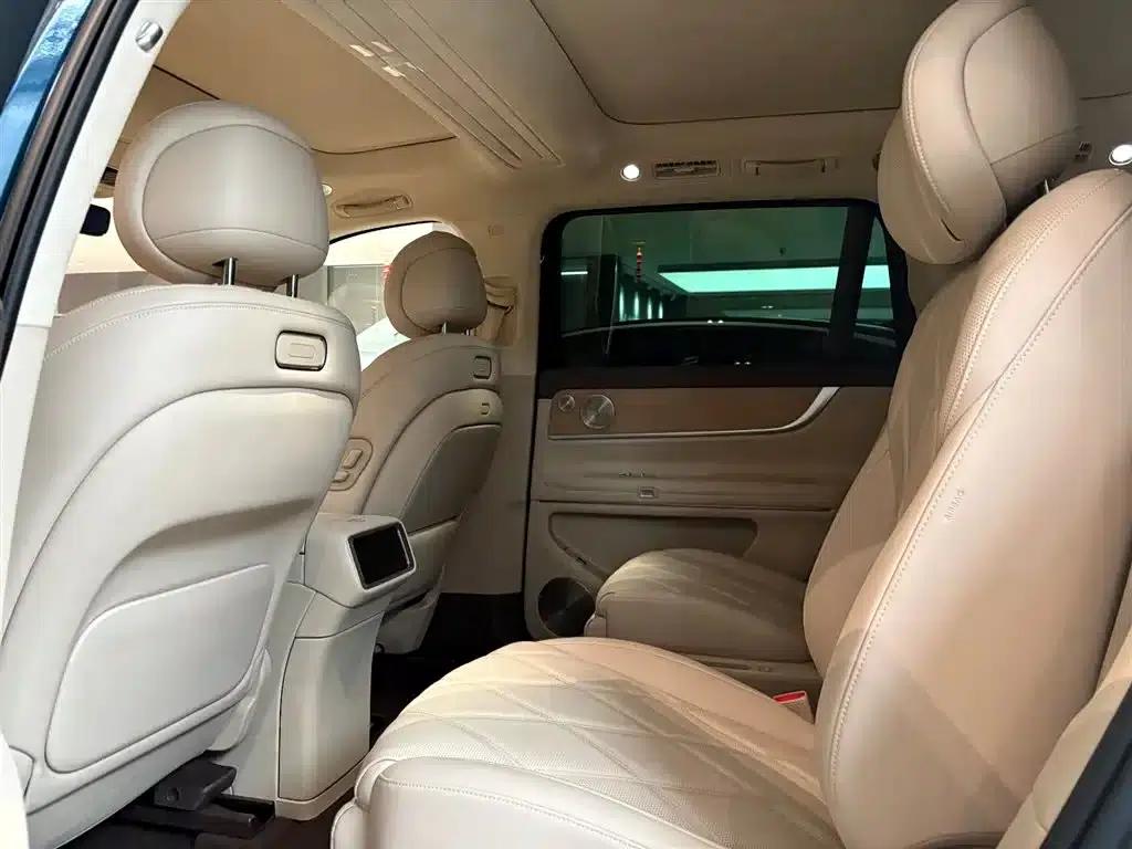 Wenjie M9 2025 Ultra Extended Range Edition 52kWh 6-Seat Version (192-line LiDAR) — миниатюра 10