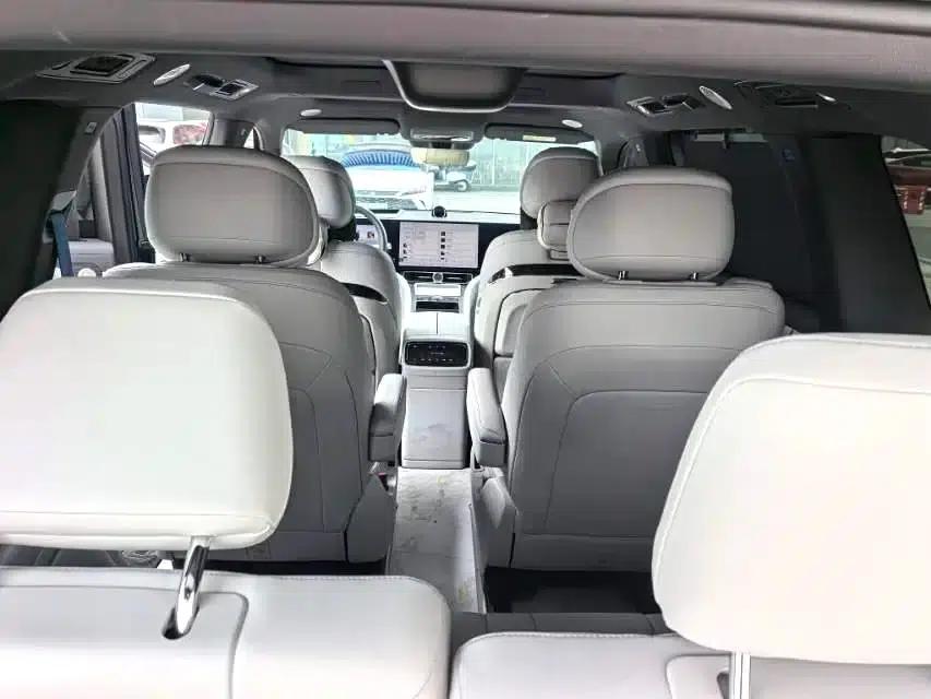 Wenjie M9 2024 Range Extended Ultra Edition 42kWh 6-Seater — миниатюра 5