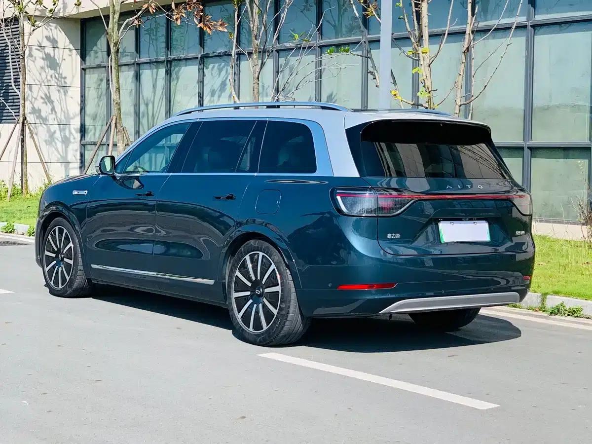 Wenjie M9 2024 Range Extended Ultra Edition 42kWh 6-Seater — миниатюра 11