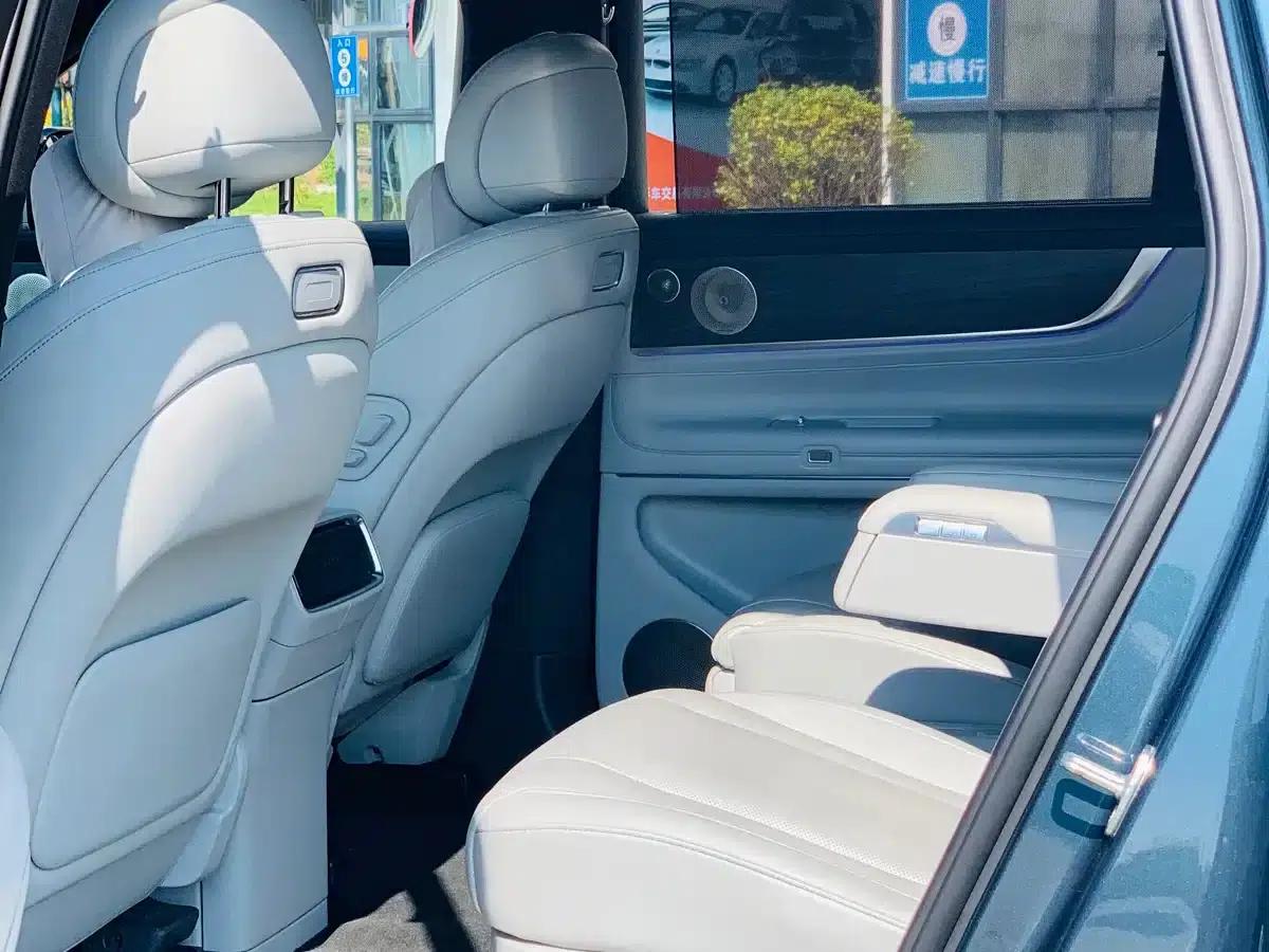 Wenjie M9 2024 Range Extended Ultra Edition 42kWh 6-Seater — миниатюра 20
