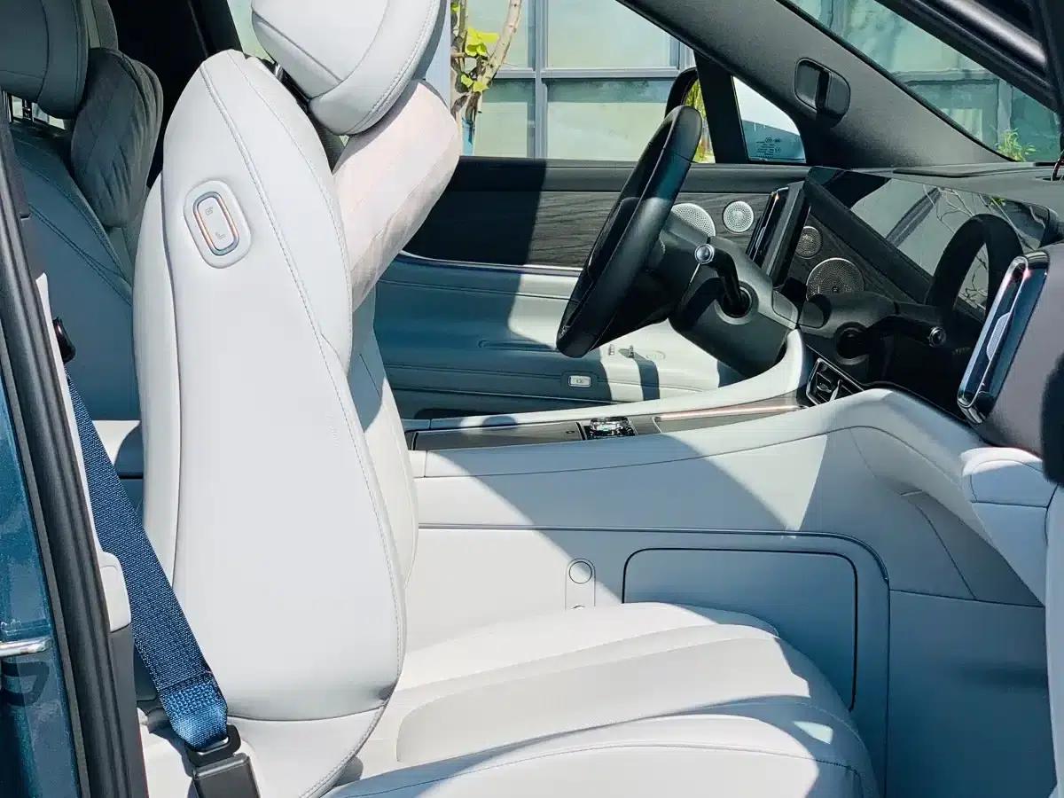 Wenjie M9 2024 Range Extended Ultra Edition 42kWh 6-Seater — миниатюра 30