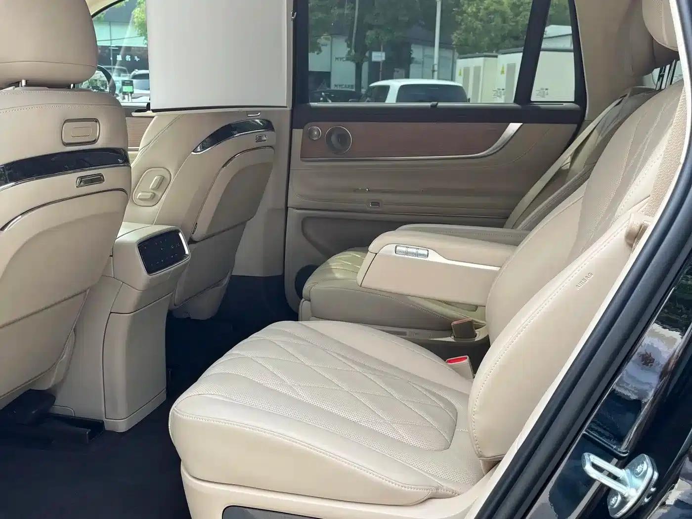 Wenjie M9 2024 Range Extended Ultra Edition 52kWh 6-Seater — миниатюра 11