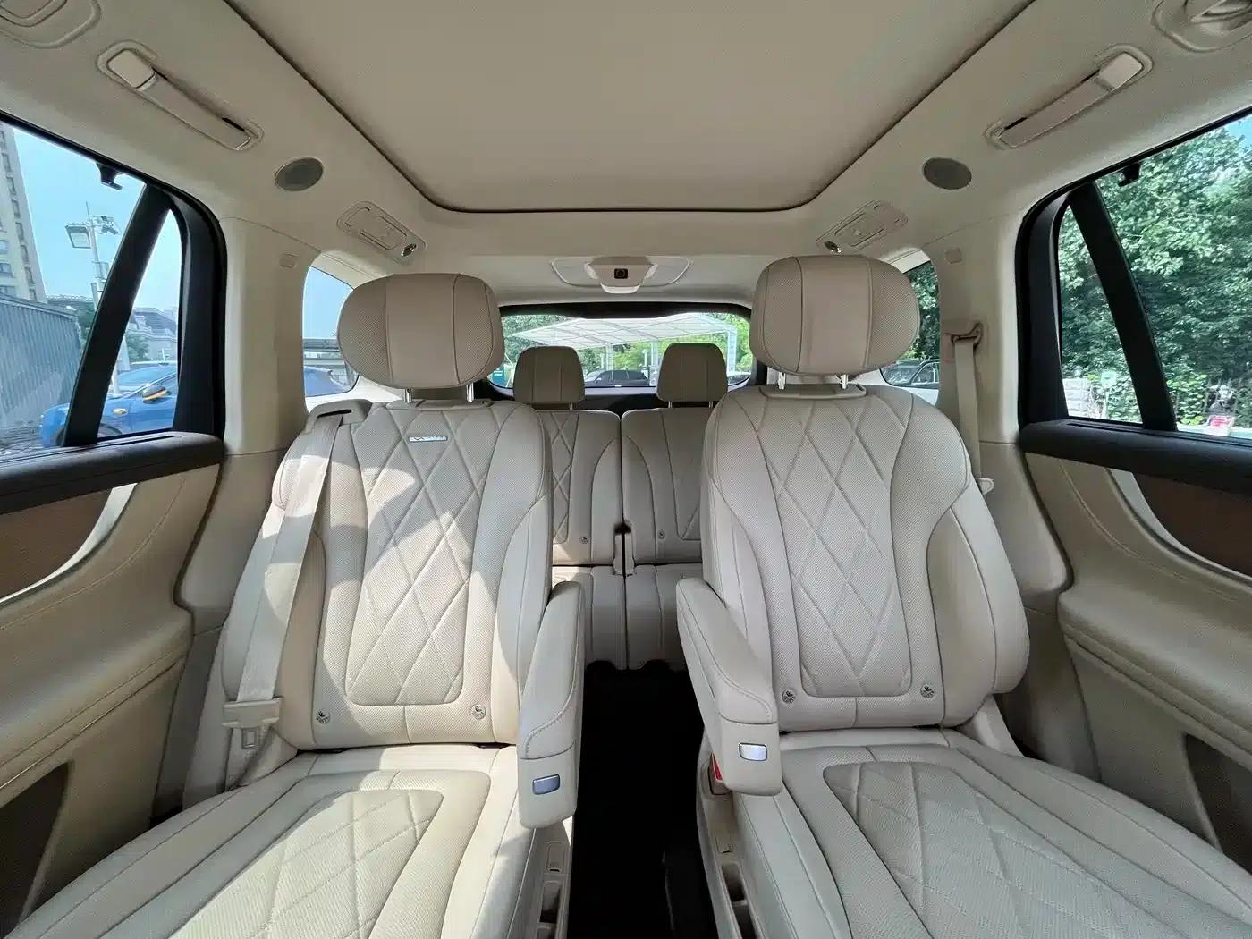 Wenjie M9 2024 Range Extended Ultra Edition 52kWh 6-Seater — миниатюра 5