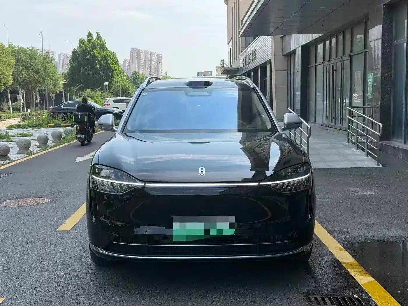 Wenjie M9 2025 Ultra Extended Range Edition (52kWh, 6-seater, 192-line LiDAR) — миниатюра 2